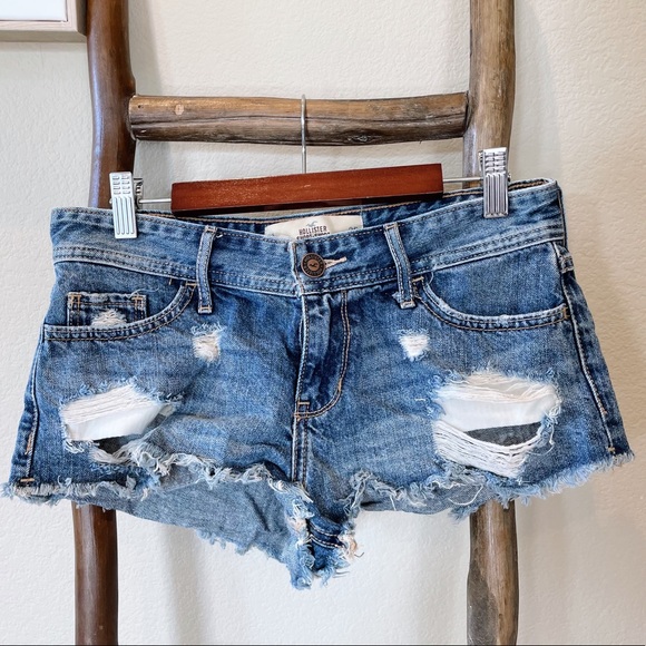 Hollister Distressed Denim Short Shorts - Picture 1 of 2